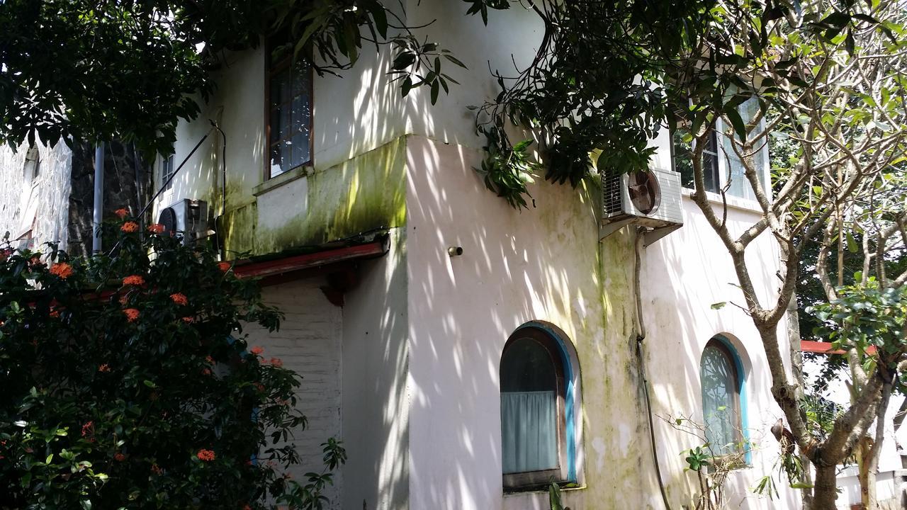 Villa Isabella Putri B&B Jepara Exterior foto
